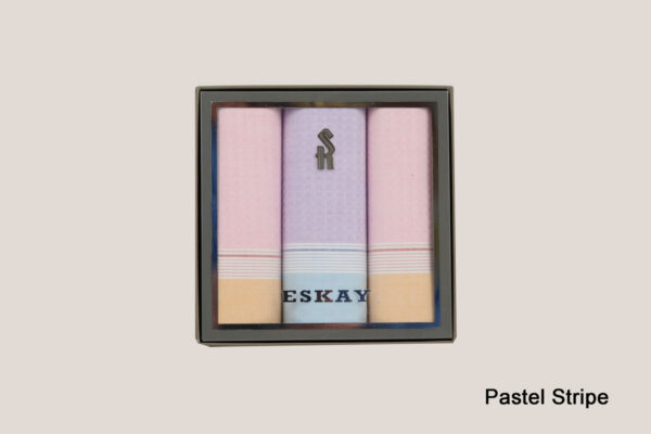 Gift Boxed Ladies Hankies 3pk - Image 4